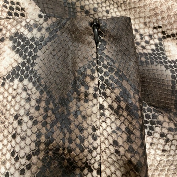 ✨Snakeskin Leather Skirt - Picture 4 of 6